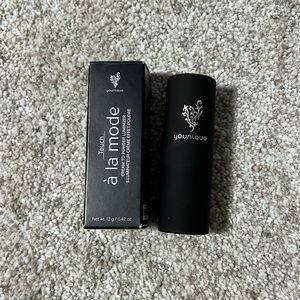 Younique A La Mode Luminizer Stick in Pearly NIB